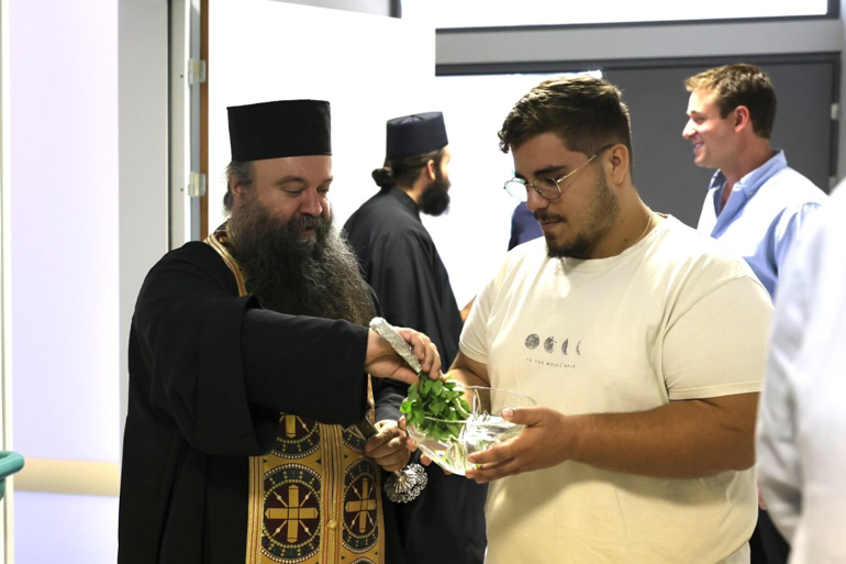 agiasmos isidoreia 8