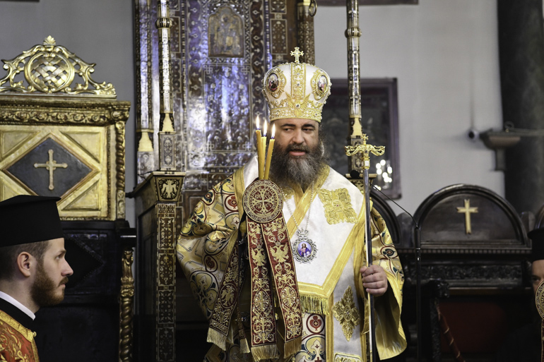 evmeneias-eirinaios-i-pagkosmiopoiisi-epefere-os-odostrotiras-tin-isopedosi