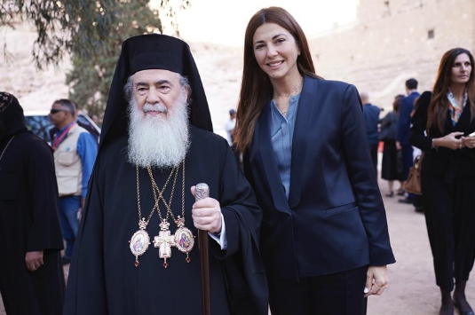 tilefoniki-epikoinonia-s-zaxaraki-me-ton-patriarxi-ierosolymon