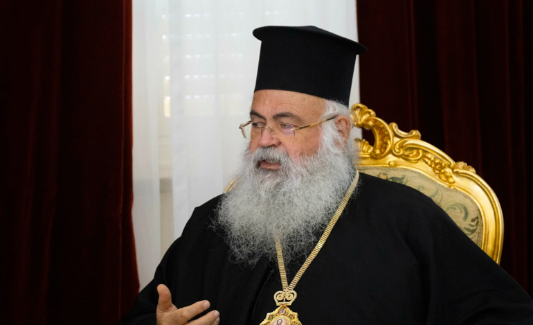 arxiepiskopos-oi-presveis-tou-vatikanoy-boroyn-na-stiriksoun-to-kypriako