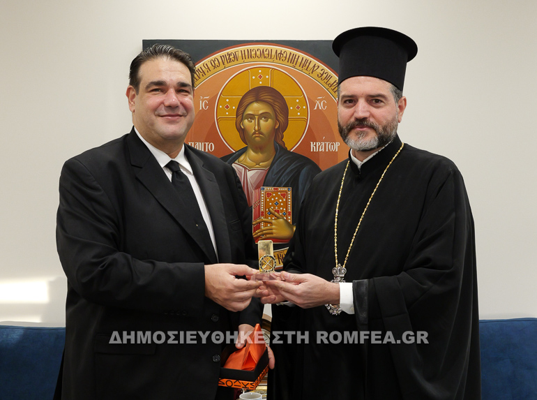o-ypourgos-esoterikon-th-livanios-ston-arxiepiskopo-kanada