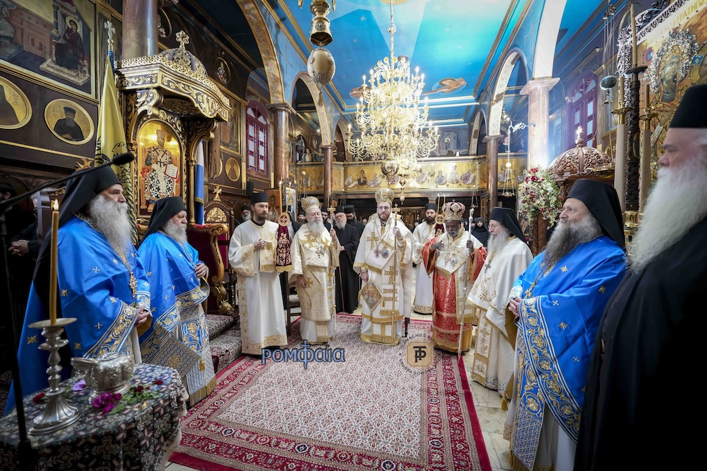 sylleitourgo-kai-mnimosyno-makaristoy-arxiepiskopou-alvanias-anastasiou