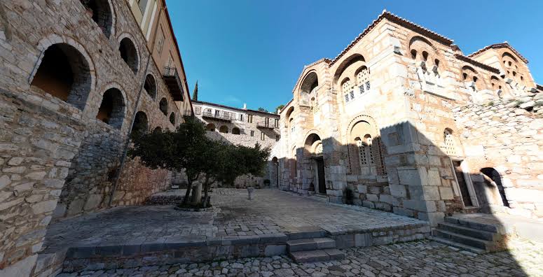 to-monastiri-opou-itan-igoymenos-o-arxiepiskopos-ieronymos