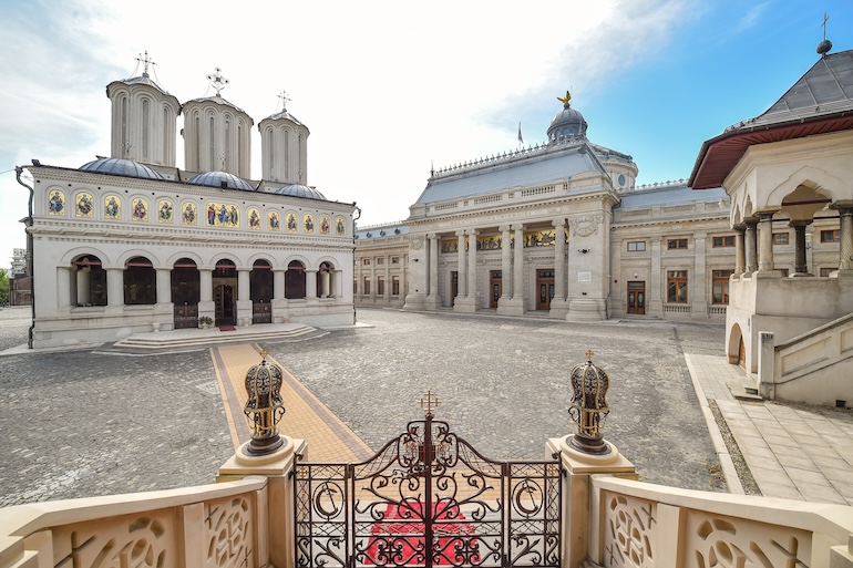 patriarxeio-roumanias-ekklisi-gia-diakrisi-sto-zitima-ton-narkotikon