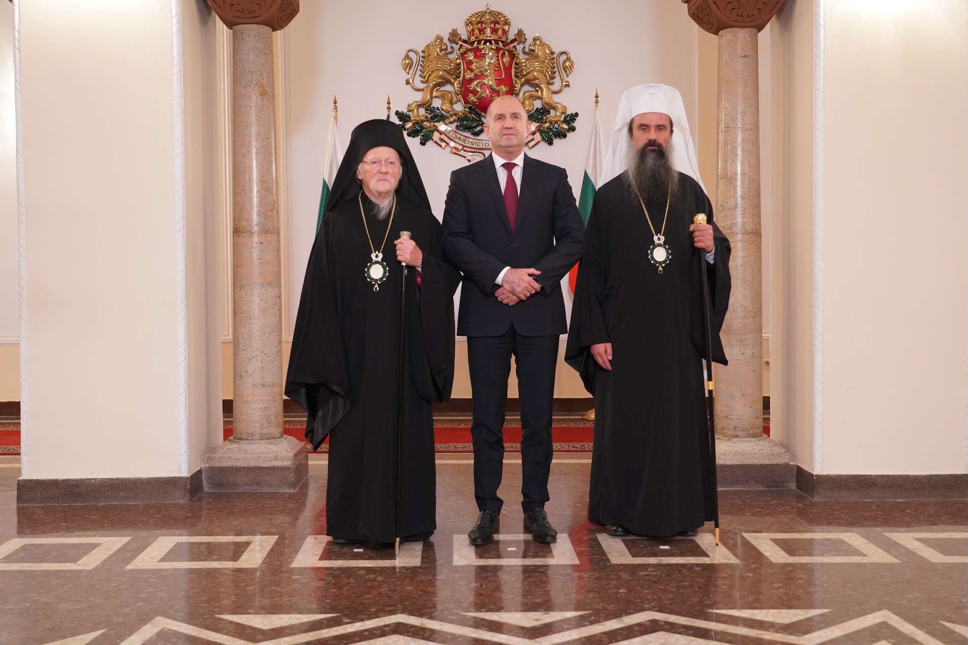 thermi-ypodoxi-tou-oikoumenikoy-patriarxou-apo-ton-prothypourgo-tis-voulgarias