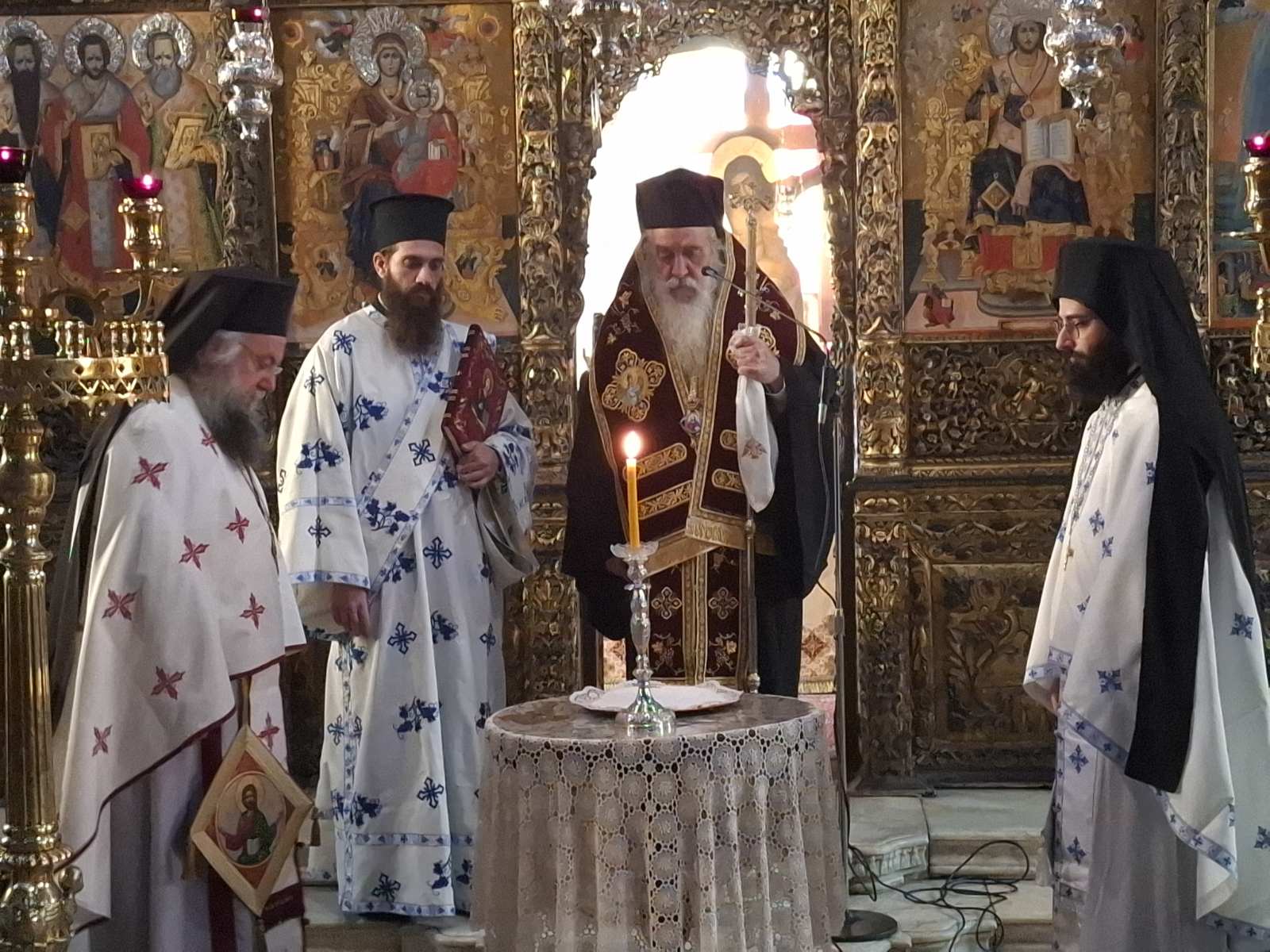 mnimosyno-mitropolitou-sidirokastrou-kyroy-ioannou-sti-samo