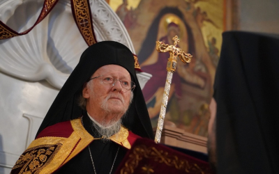 Οικουμενικός Πατριάρχης: ''Μπροστά στην ασθένεια όλοι στεκόμαστε ίσοι''