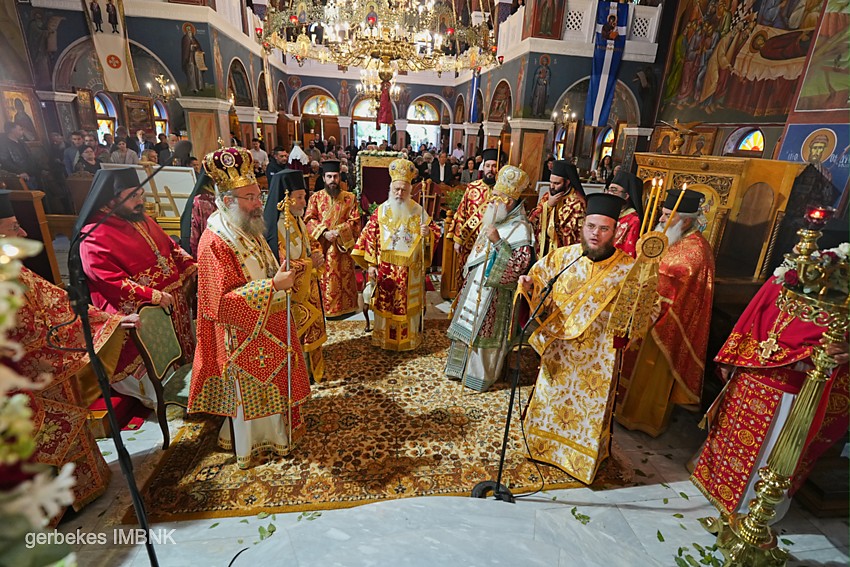 polyarxieratiko-sylleitourgo-agion-tessaron-neomartyron-sto-rethymno