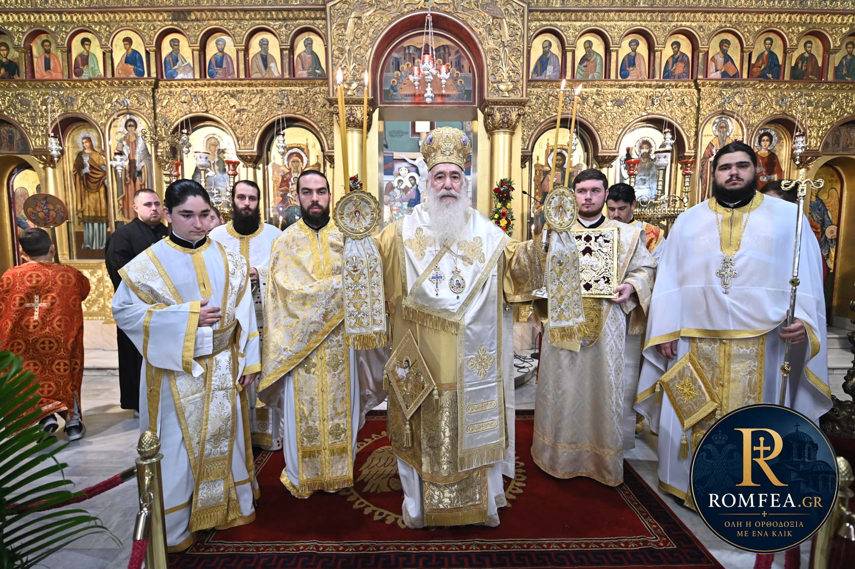 nikaias-aleksios-me-ton-xristo-ginomaste-alithinoi-anthropoi-foto