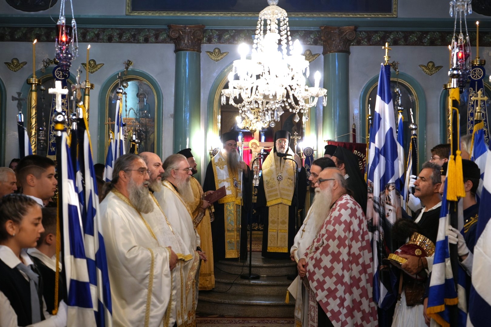 eortastikan-ta-114a-eleftheria-ton-giannitson-foto