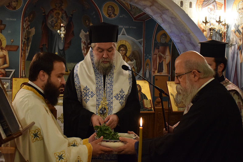agiasmos-ston-radiofoniko-stathmo-tis-i-m-serron-foto