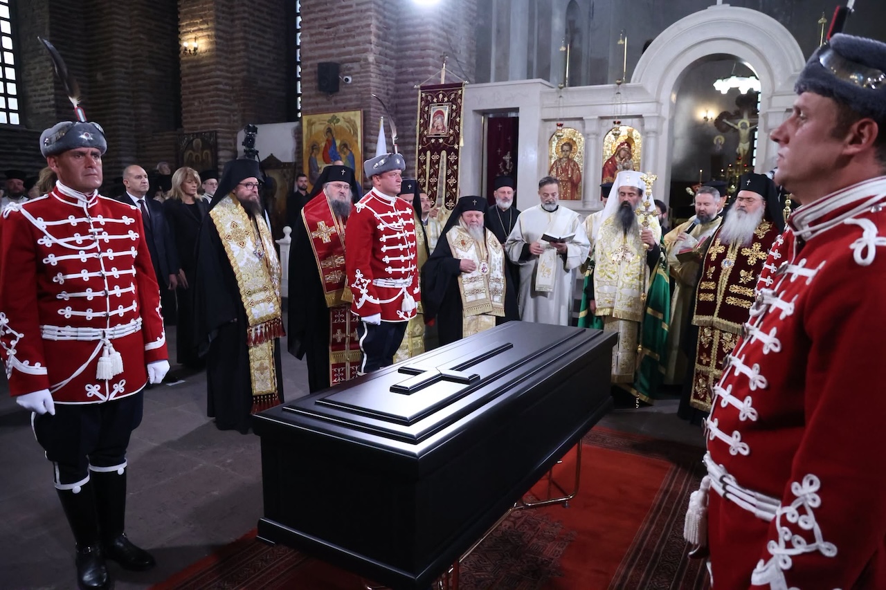 stin-agia-sofia-sofias-leipsana-tou-tsarou-samouil-foto