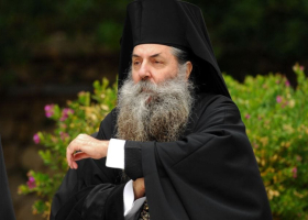 Πειραιώς: Οι σύγχρονοι βοηθοί Επίσκοποι είναι οι Χωρεπίσκοποι των Ιερών Κανόνων
