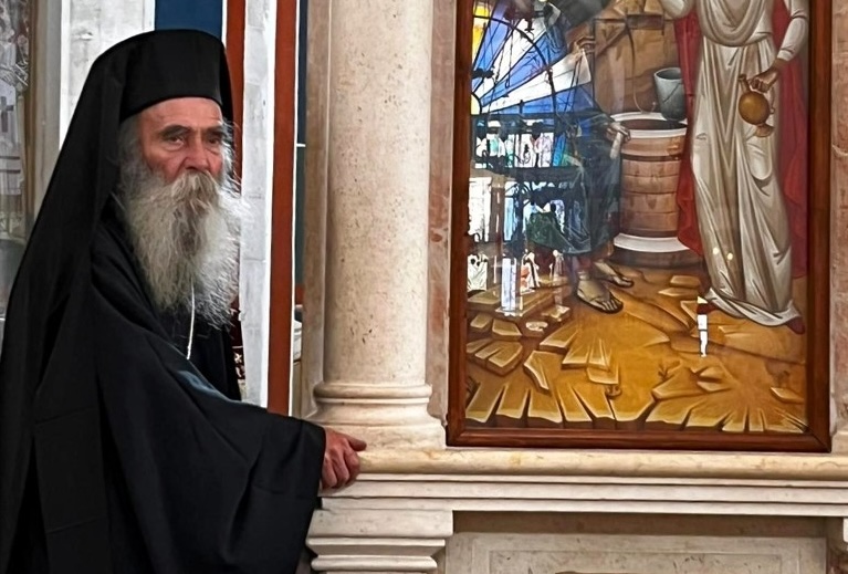 ekoimithi-o-igoymenos-tis-i-m-freatos-tou-iakov-ioustinos