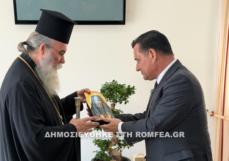 ston-mitropoliti-kisamou-o-ypourgos-ygeias-foto